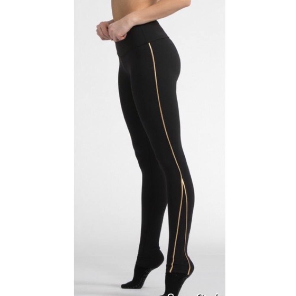 Pure Barre Splits59 Strive Leggings Gold/Black